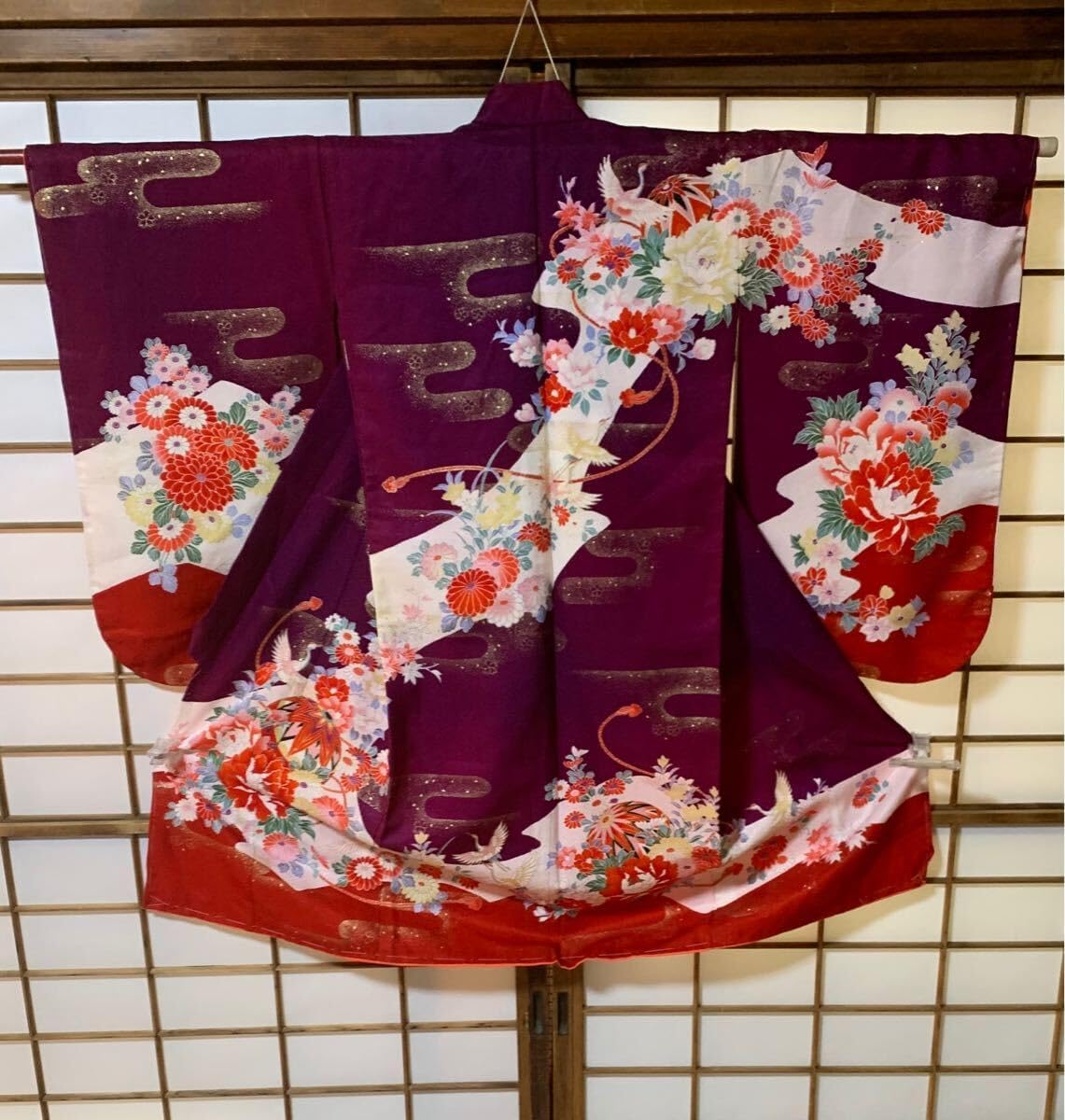 七五三3歳正絹綿入り手縫いの被布（赤色鶴柄） 七五三3歳正絹